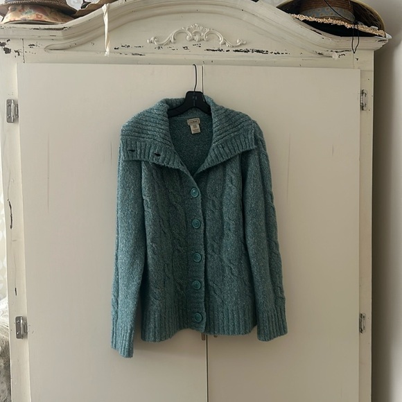 L.L Bean - Picture 1 of 4